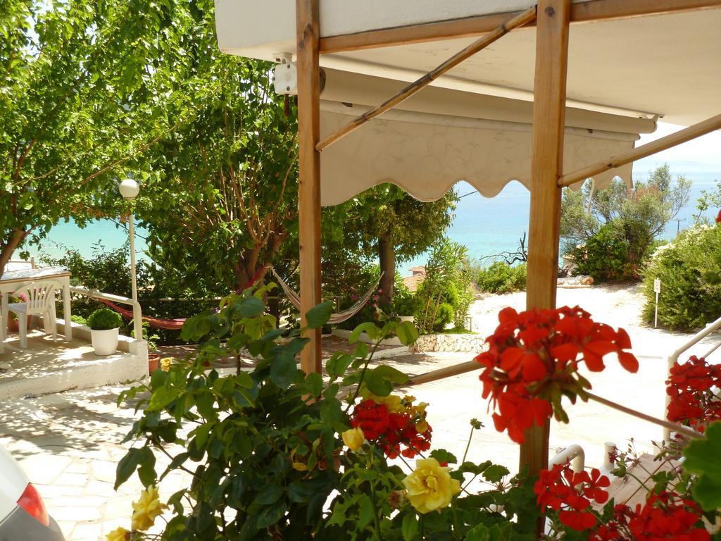 Heras Garden Vasilikí Extérieur photo